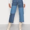 Monki Damen Jeans Relaxed Fit - Blue Medium