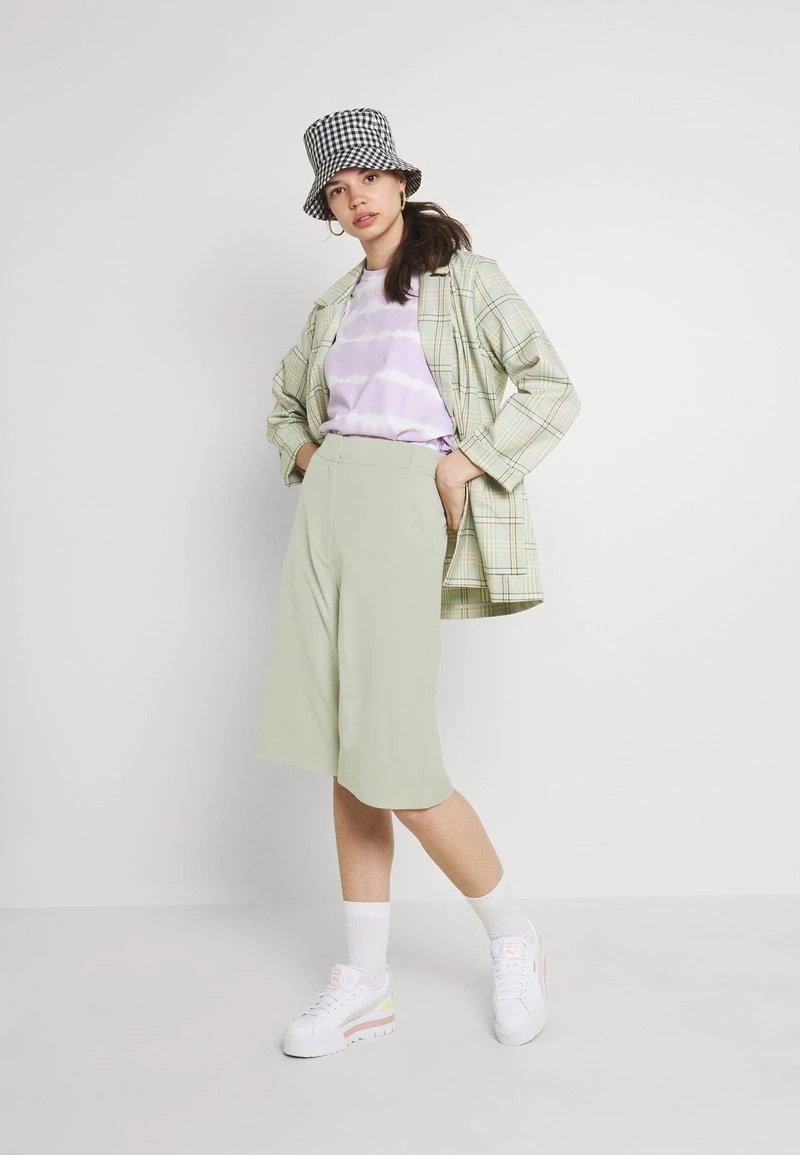 Monki Damen Shorts - Green Dusty Light 2 Monki Damen Shorts - Green Dusty Light – Bild 2