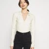 Monki Damen Langarmshirt - White Light