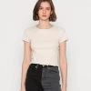 Monki Damen T-Shirt Basic - White Dusty Light