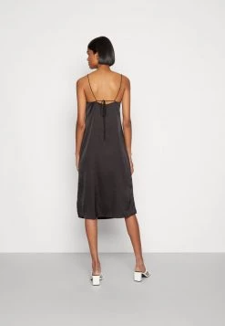 Monki Damen Cocktailkleid/festliches Kleid - Black Dark -Monki Verkäufe 2022 1147608e08214600b83b50893b08fe0a