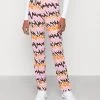Monki Damen SANDRA TROUSERS - Stoffhose - Orange/pink Swirl