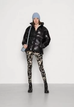 Monki Damen Wintermantel - Black -Monki Verkäufe 2022 20ff6eea7ac7416dac7821ab16c3fd7f