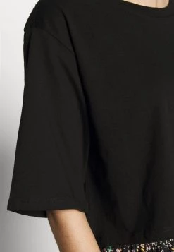 Monki Damen ELINA TOP 2 PACK - T-Shirt Basic - Green Dusty Light/white -Monki Verkäufe 2022 24f6f3c8a20d42528f500f688ac1dd57