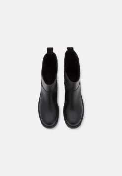 Monki Damen Plateaustiefel - Black -Monki Verkäufe 2022 27125cbdc92b4540888ef8f047e7fc1a