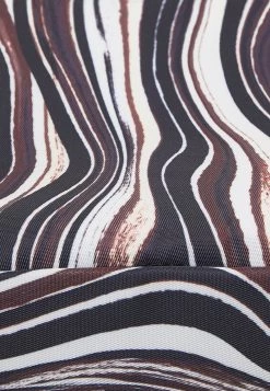 Monki Handtasche - Multicoloured | Damen -Monki Verkäufe 2022 2add1acfb40f4521b6304007fdd68aae