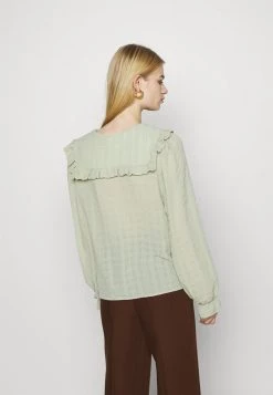 Monki Damen Hemdbluse - Green Dusty Light -Monki Verkäufe 2022 2d157f4887804202befb4536f2f3f7d0