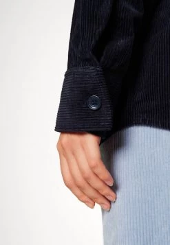 Monki Damen Hemdbluse - Dark Blue -Monki Verkäufe 2022 350ec5fdbd664eea9442d57774584bf4