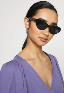 Monki Damen T-Shirt Print - Lilac Purple Medium Dusty -Monki Verkäufe 2022 3742e51dfe7b4040be55eae16b5f751b