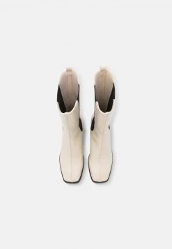 Monki Damen ODIE BOOT VEGAN - Stiefel - White Dusty Light -Monki Verkäufe 2022 47cf946b719840c28ca3982d620d2172