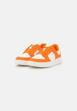 Monki Damen Sneaker Low - Orange -Monki Verkäufe 2022 4c2e06dc09a14647ab9e494238119570