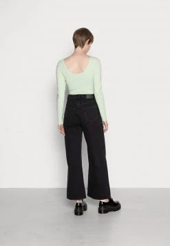 Monki Damen MICKI - Jeans Relaxed Fit - Black -Monki Verkäufe 2022 4f0b3aa5dbc742f28a6c1f784c5bfb82