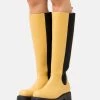 Monki Damen Plateaustiefel - Yellow Medium Dusty