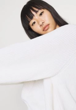 Monki Damen Strickpullover - White -Monki Verkäufe 2022 4fe82df117094a16967172523205afbd