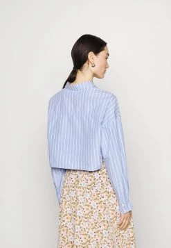 Monki Damen Bluse - Blue Dusty Light Stripe 9 Monki Damen Bluse - Blue Dusty Light Stripe -Monki Verkäufe 2022 5621409133404a1481baaba1c2ec7acb