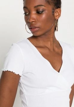 Monki Damen T-Shirt Basic - White Light Unique -Monki Verkäufe 2022 5b8da28d22ac4a2588b889619b2c043d