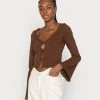 Monki Damen Langarmshirt - Solid/brown