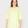 Monki Damen T-Shirt Print - Green Light