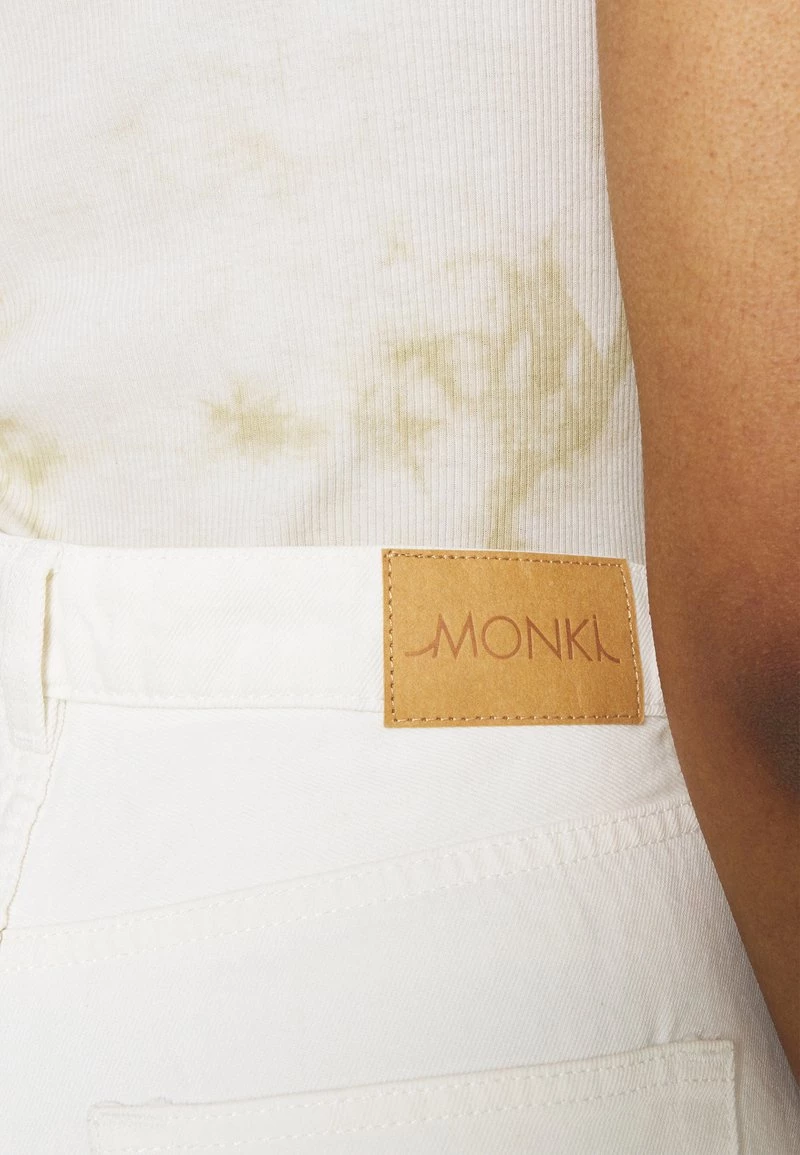 Monki Damen Jeans Shorts - Off White 5 Monki Damen Jeans Shorts - Off White – Bild 5