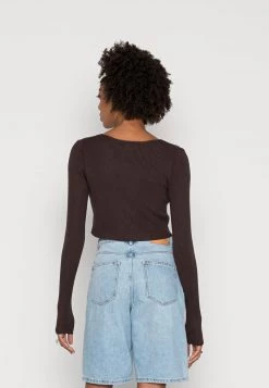 Monki Strickjacke - Brown Dark | Damen -Monki Verkäufe 2022 63f71efe1cf5434a9c00dcb0cec96fb5