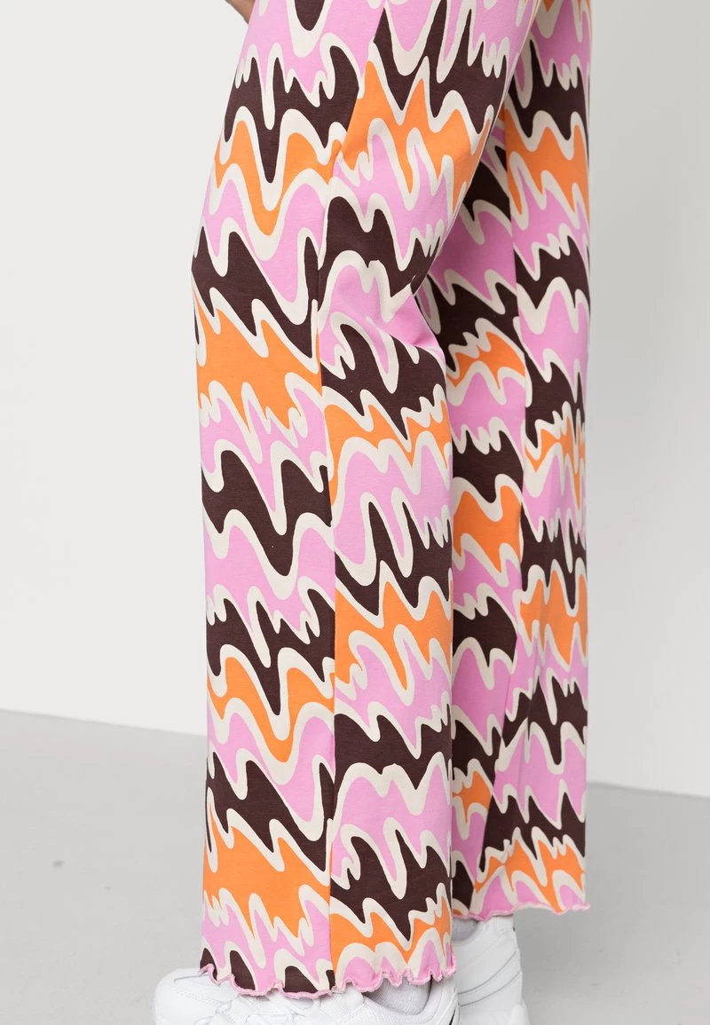 Monki Damen SANDRA TROUSERS - Stoffhose - Orange/pink Swirl 5 Monki Damen SANDRA TROUSERS - Stoffhose - Orange/pink Swirl – Bild 5