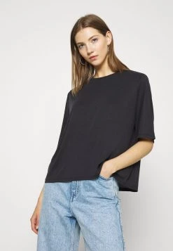 Monki Damen T-Shirt Basic - Black