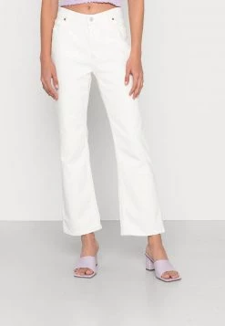 Monki Damen Jeans Bootcut - White Light