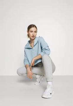Monki Damen Sweatshirt - Blue Light -Monki Verkäufe 2022 756b392caad542fbaa880566a32c3465