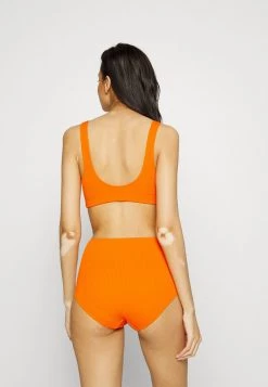 Monki Damen Bikini-Top - Orange Bubbly -Monki Verkäufe 2022 77fe7c7755554f5aa62fb79bf8d08cc8