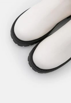 Monki Damen Plateaustiefel - White -Monki Verkäufe 2022 79760e8ddcae4b44b7a268d342d04139