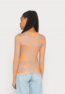 Monki Damen Langarmshirt - Orange Letters -Monki Verkäufe 2022 7f503998acd249a19fabf3f5ba7cff3c