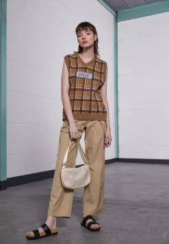 Monki Damen Hausschuh - Black