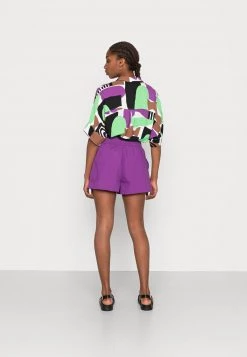 Monki Damen Shorts - Lilac Purple Bright -Monki Verkäufe 2022 8a77aa020b914735b03f58a008f26c63