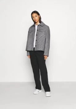 Monki Damen Jeans Straight Leg - Black Dark -Monki Verkäufe 2022 906b48c5d0104b9eae75c1489391143a