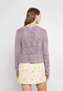 Monki Damen Strickjacke - Purple -Monki Verkäufe 2022 9490c86e94874975bdf5263842a6af89