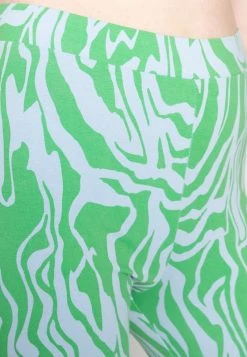 Monki Damen Shorts - Green/blue 9 Monki Damen Shorts - Green/blue -Monki Verkäufe 2022 985472f55f4c44968e623e5a76d45ee7