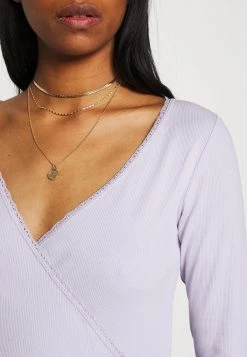 Monki Damen Langarmshirt - Lilac Purple Dusty Light Solid -Monki Verkäufe 2022 988ba0b117314527b1e51e8732d43b87