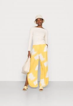 Monki Langarmshirt - Beige | Damen -Monki Verkäufe 2022 9cb8290934b94e5a9b0fcd09bcc870e5