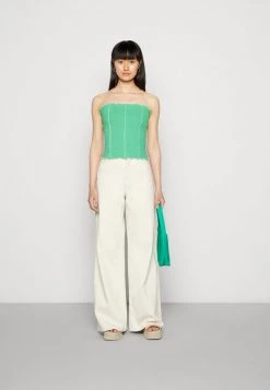 Monki Damen Top - Green Bright -Monki Verkäufe 2022 a53fc2adade443a7abd7e39907af9438