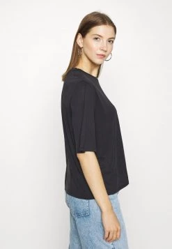 Monki Damen T-Shirt Basic - Black -Monki Verkäufe 2022 a641a4bfd10f4f1d8f0af0d6cf3095c2