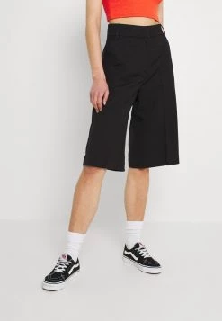 Monki Damen Shorts - Black Dark