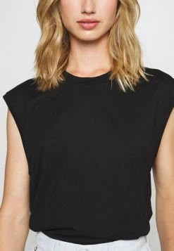 Monki Damen 2 PACK - T-Shirt Basic - Black Dark/white Light -Monki Verkäufe 2022 aacf686f080147678255cfa7ee5f17eb