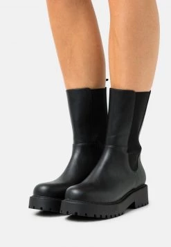 Monki Damen Plateaustiefel - Black