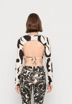 Monki Damen Langarmshirt - White Dusty Light Solid -Monki Verkäufe 2022 b6906900edcb4e37bb69fd71a7ebac84