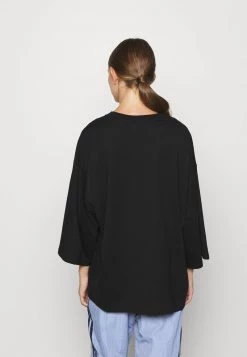 Monki Damen Langarmshirt - Black -Monki Verkäufe 2022 bf2ead229789400d82da31a162db756c