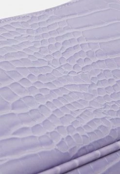 Monki Damen ODESSA BAG - Handtasche - Lilac -Monki Verkäufe 2022 c4a486afb2f045e0a1364e52bdc0167c