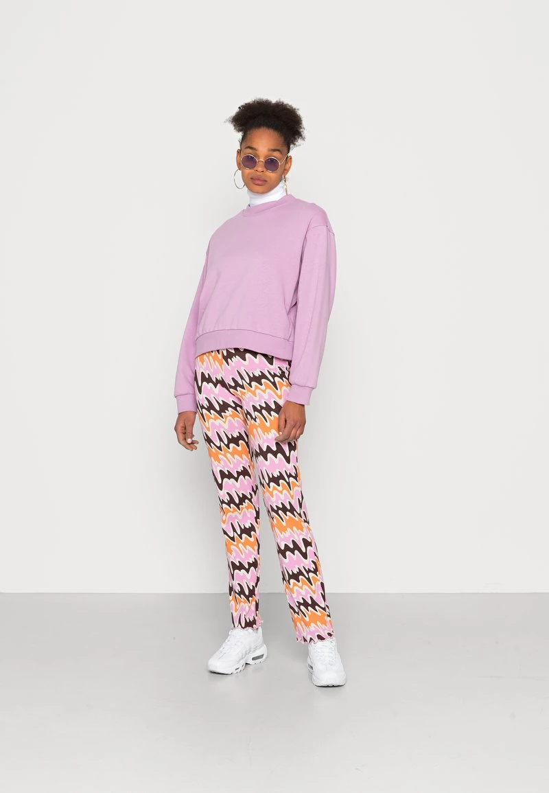 Monki Damen SANDRA TROUSERS - Stoffhose - Orange/pink Swirl 2 Monki Damen SANDRA TROUSERS - Stoffhose - Orange/pink Swirl – Bild 2