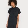Monki Damen Blusenkleid - Black Dark