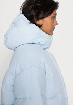 Monki Damen Wintermantel - Light Blue -Monki Verkäufe 2022 ce135596a708437180a6ec8175be422f