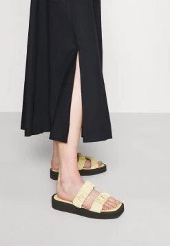 Monki Damen Freizeitkleid - Black 13 Monki Damen Freizeitkleid - Black -Monki Verkäufe 2022 cf323c2437c84eb6b02095f34bdda3f9